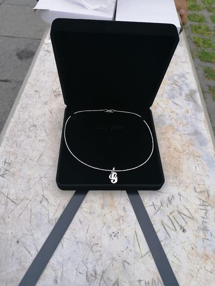 Joyas R y J