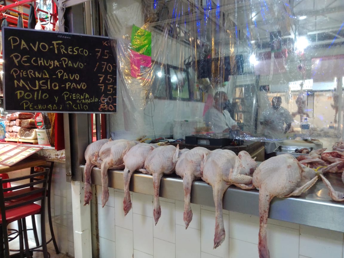 Mercado San Juan Pugibet - Pollería Molina