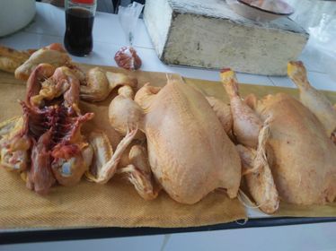 Mercado Martínez de la Torre - Pollería Alejandro 