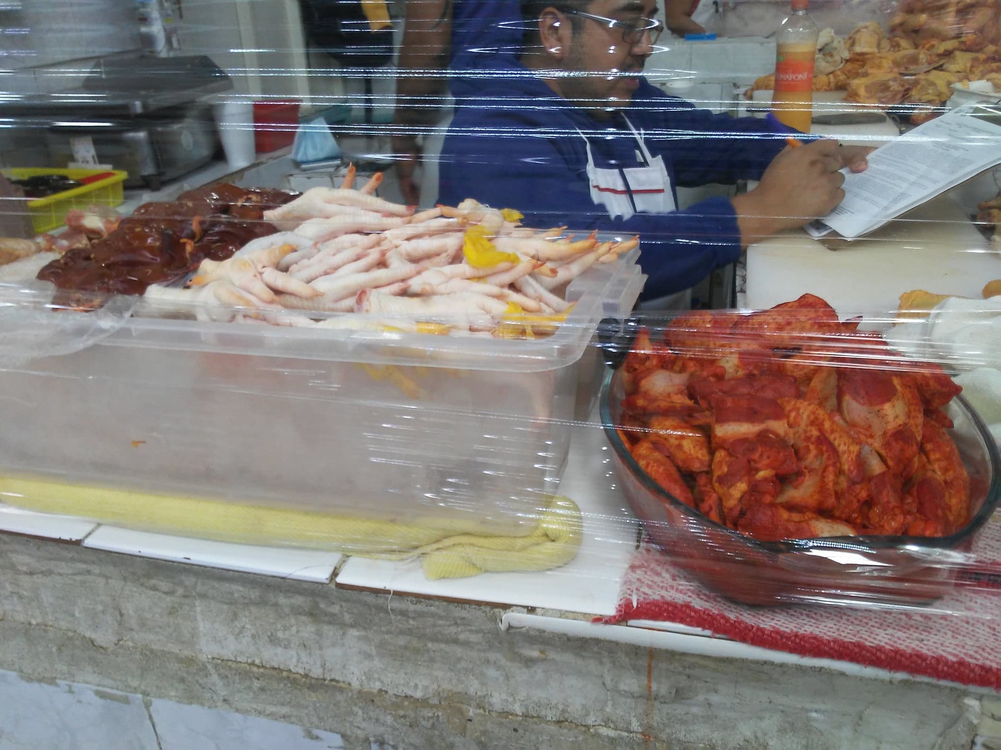Mercado Martínez de la Torre-Pollería María Sabina