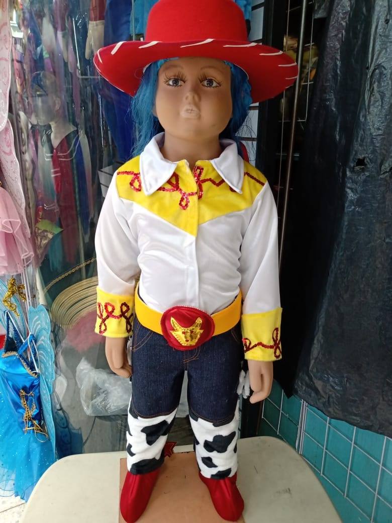 Mercado Mixcalco - Cadetes y disfraces