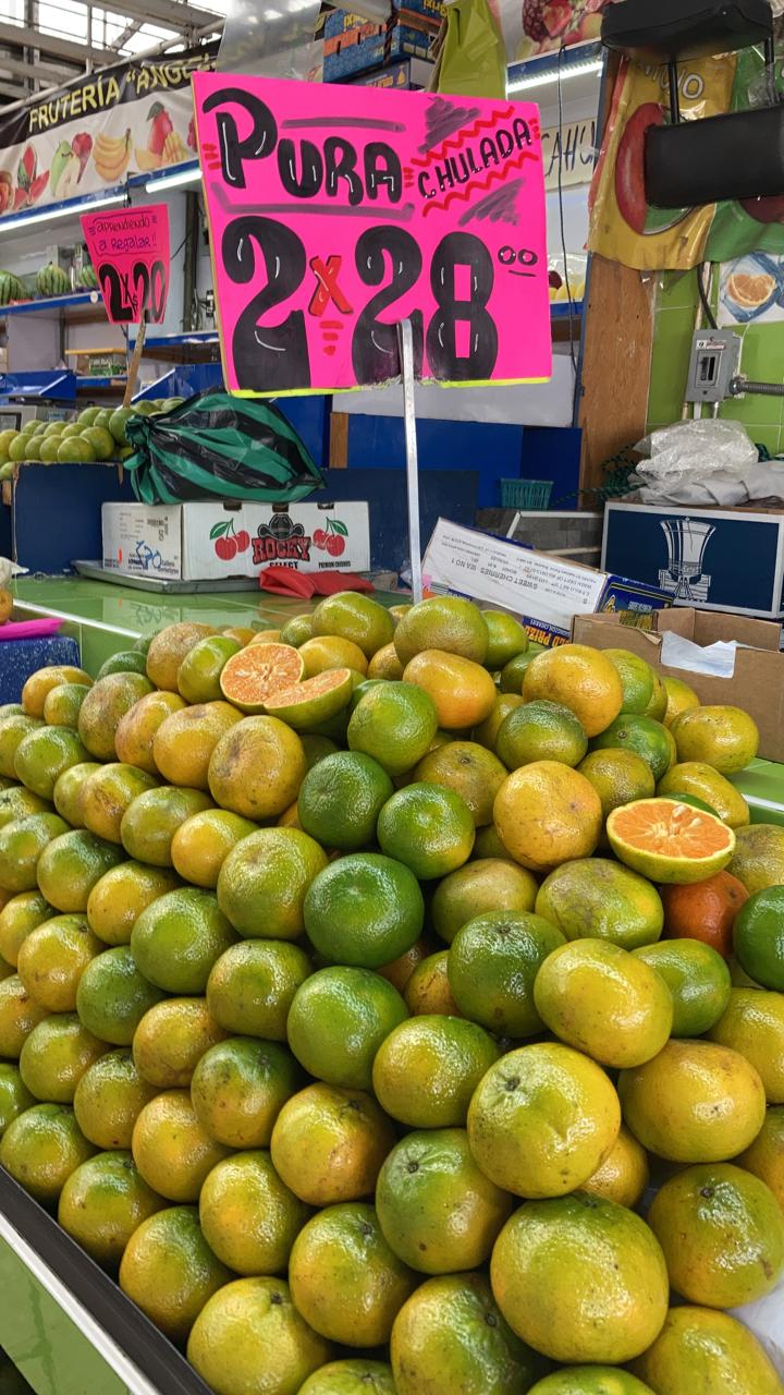 Mercado Martínez de la Torre - Frutas 395